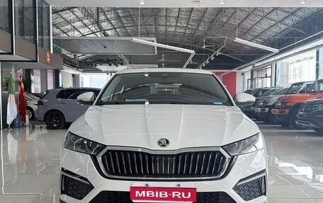Skoda Octavia IV, 2023 год, 1 740 000 рублей, 2 фотография