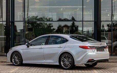Toyota Camry, 2026 год, 3 595 000 рублей, 4 фотография