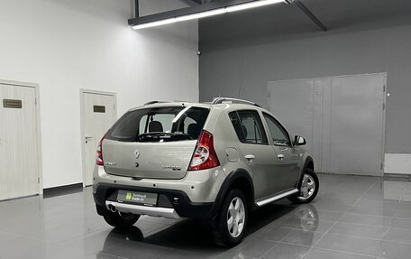 Renault Sandero I, 2011 год, 845 000 рублей, 2 фотография