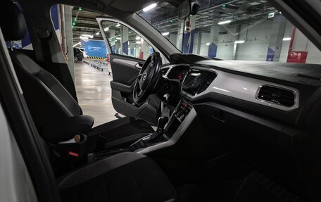Volkswagen T-Roc I, 2022 год, 2 650 000 рублей, 14 фотография
