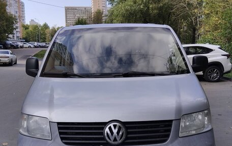 Volkswagen Caravelle T5, 2008 год, 1 300 000 рублей, 1 фотография