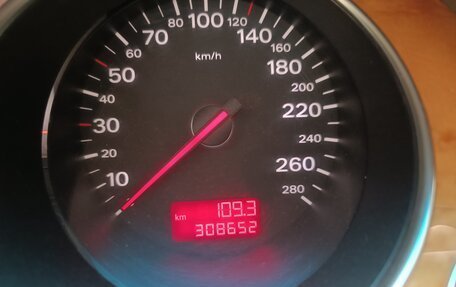 Audi A8, 2006 год, 950 000 рублей, 6 фотография