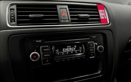 Volkswagen Jetta VI, 2011 год, 845 000 рублей, 14 фотография