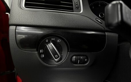 Volkswagen Jetta VI, 2011 год, 845 000 рублей, 17 фотография