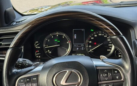 Lexus LX III, 2018 год, 9 000 000 рублей, 18 фотография