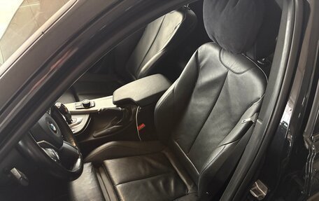 BMW 3 серия, 2018 год, 2 800 000 рублей, 17 фотография