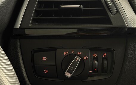 BMW 3 серия, 2018 год, 2 800 000 рублей, 26 фотография