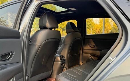 Hyundai Elantra, 2023 год, 1 340 000 рублей, 12 фотография