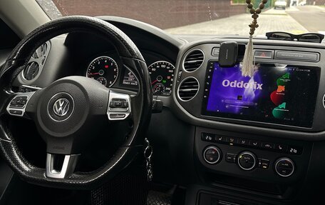 Volkswagen Tiguan I, 2016 год, 1 800 000 рублей, 2 фотография