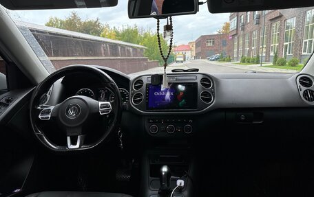 Volkswagen Tiguan I, 2016 год, 1 800 000 рублей, 3 фотография
