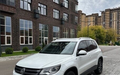 Volkswagen Tiguan I, 2016 год, 1 800 000 рублей, 8 фотография