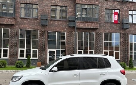 Volkswagen Tiguan I, 2016 год, 1 800 000 рублей, 10 фотография
