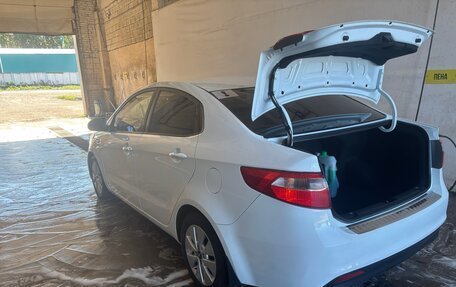 KIA Rio III рестайлинг, 2014 год, 800 000 рублей, 5 фотография