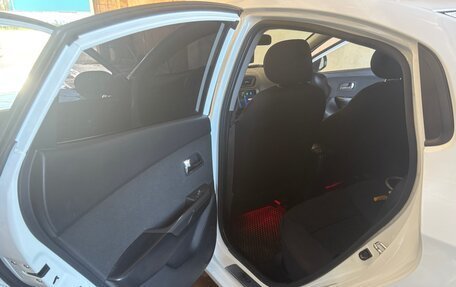KIA Rio III рестайлинг, 2014 год, 800 000 рублей, 9 фотография