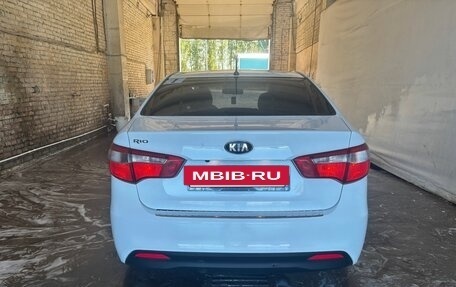 KIA Rio III рестайлинг, 2014 год, 800 000 рублей, 4 фотография