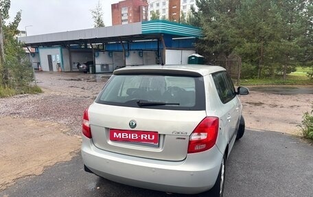 Skoda Fabia II, 2011 год, 410 000 рублей, 3 фотография
