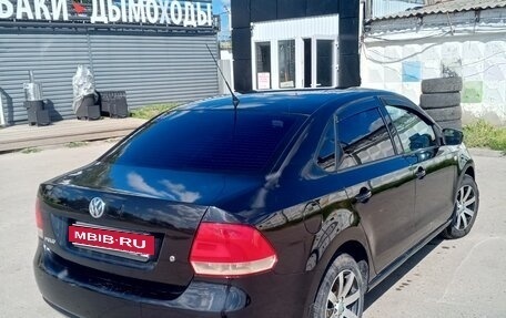 Volkswagen Polo VI (EU Market), 2011 год, 600 000 рублей, 2 фотография
