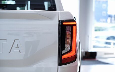 Toyota Hilux, 2026 год, 7 850 000 рублей, 21 фотография