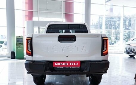 Toyota Hilux, 2026 год, 7 850 000 рублей, 18 фотография