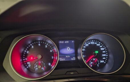 Volkswagen Tiguan II, 2021 год, 2 399 000 рублей, 7 фотография