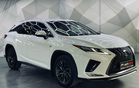 Lexus RX IV рестайлинг, 2020 год, 5 400 000 рублей, 3 фотография