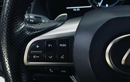 Lexus RX IV рестайлинг, 2020 год, 5 400 000 рублей, 12 фотография