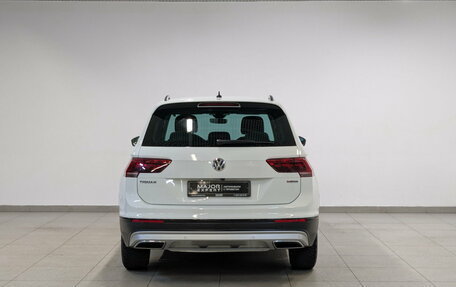 Volkswagen Tiguan II, 2019 год, 2 650 000 рублей, 6 фотография