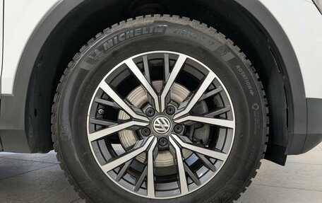 Volkswagen Tiguan II, 2019 год, 2 650 000 рублей, 19 фотография