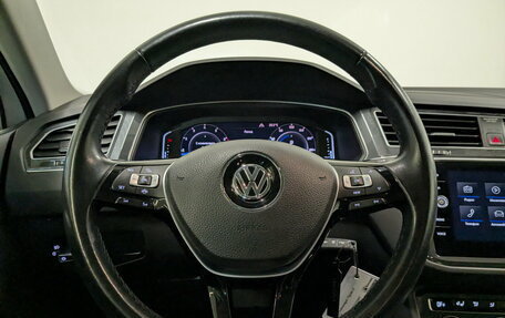 Volkswagen Tiguan II, 2019 год, 2 650 000 рублей, 23 фотография
