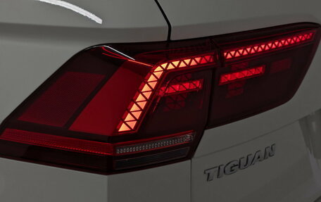 Volkswagen Tiguan II, 2019 год, 2 650 000 рублей, 28 фотография