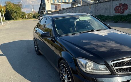 Mercedes-Benz C-Класс, 2011 год, 1 500 000 рублей, 3 фотография