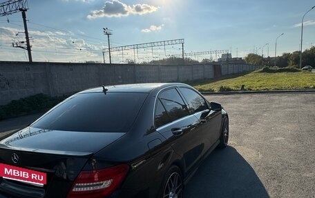 Mercedes-Benz C-Класс, 2011 год, 1 500 000 рублей, 6 фотография