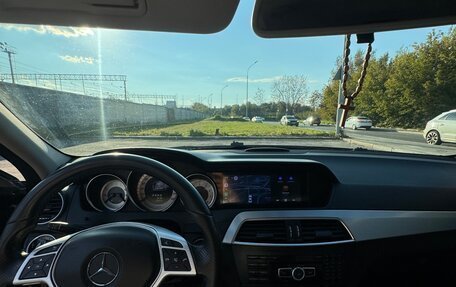Mercedes-Benz C-Класс, 2011 год, 1 500 000 рублей, 13 фотография