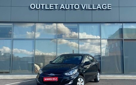 Hyundai Solaris II рестайлинг, 2011 год, 599 000 рублей, 1 фотография