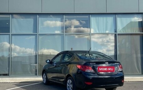 Hyundai Solaris II рестайлинг, 2011 год, 599 000 рублей, 5 фотография
