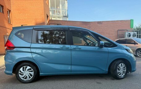 Honda Freed II, 2018 год, 1 585 000 рублей, 3 фотография