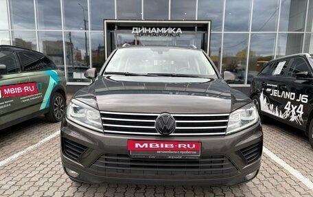 Volkswagen Touareg III, 2015 год, 2 640 000 рублей, 2 фотография