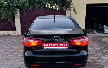 KIA Rio III рестайлинг, 2011 год, 780 000 рублей, 3 фотография