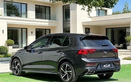 Volkswagen Golf VIII, 2023 год, 1 910 000 рублей, 6 фотография