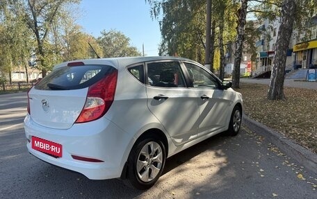 Hyundai Solaris II рестайлинг, 2016 год, 1 100 000 рублей, 5 фотография