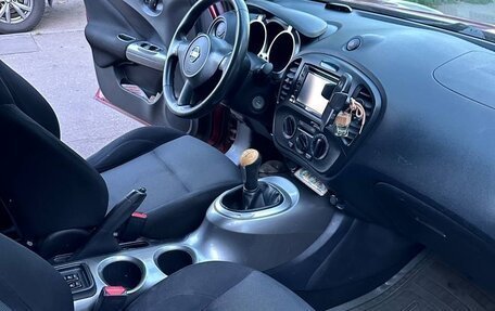 Nissan Juke II, 2011 год, 890 000 рублей, 9 фотография