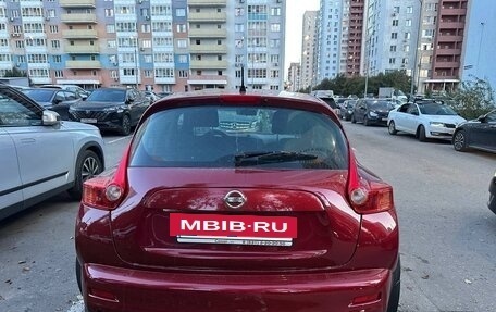 Nissan Juke II, 2011 год, 890 000 рублей, 6 фотография