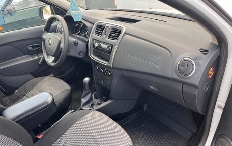 Renault Sandero II рестайлинг, 2015 год, 680 000 рублей, 10 фотография