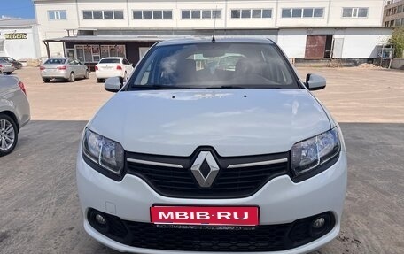 Renault Sandero II рестайлинг, 2015 год, 680 000 рублей, 1 фотография