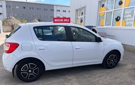 Renault Sandero II рестайлинг, 2015 год, 680 000 рублей, 4 фотография