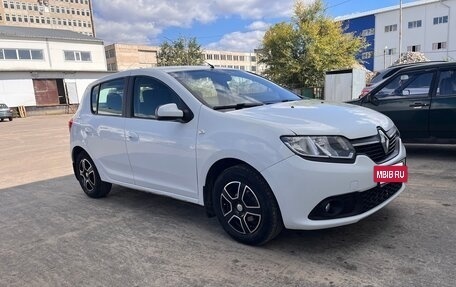 Renault Sandero II рестайлинг, 2015 год, 680 000 рублей, 3 фотография