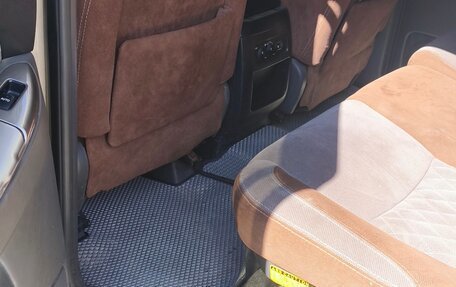 Toyota Land Cruiser Prado 120 рестайлинг, 2006 год, 1 900 000 рублей, 12 фотография