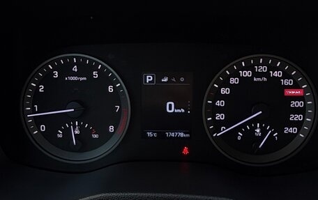 Hyundai Tucson III, 2018 год, 2 200 000 рублей, 10 фотография
