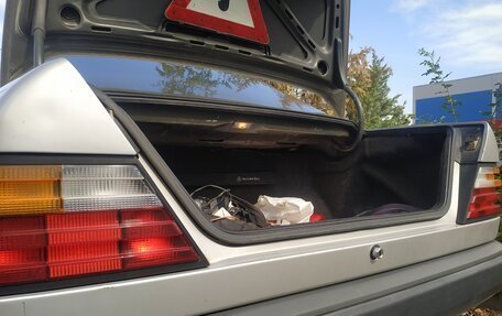 Mercedes-Benz W124, 1988 год, 225 000 рублей, 14 фотография