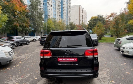 Toyota Land Cruiser 200, 2015 год, 5 800 000 рублей, 2 фотография